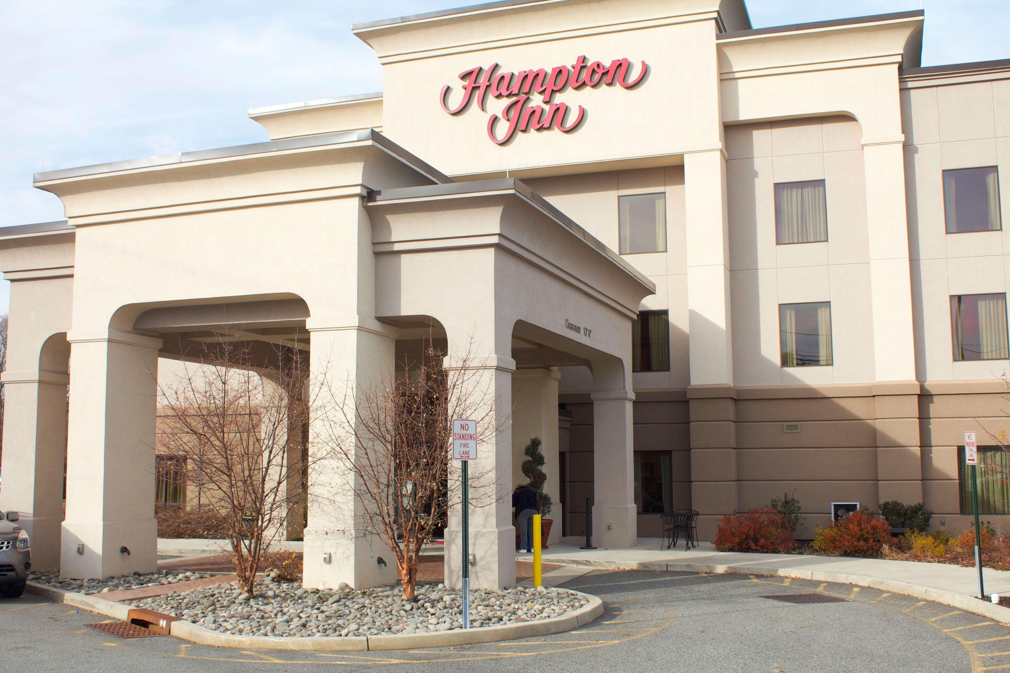 Hampton Inn Nanuet Exterior photo